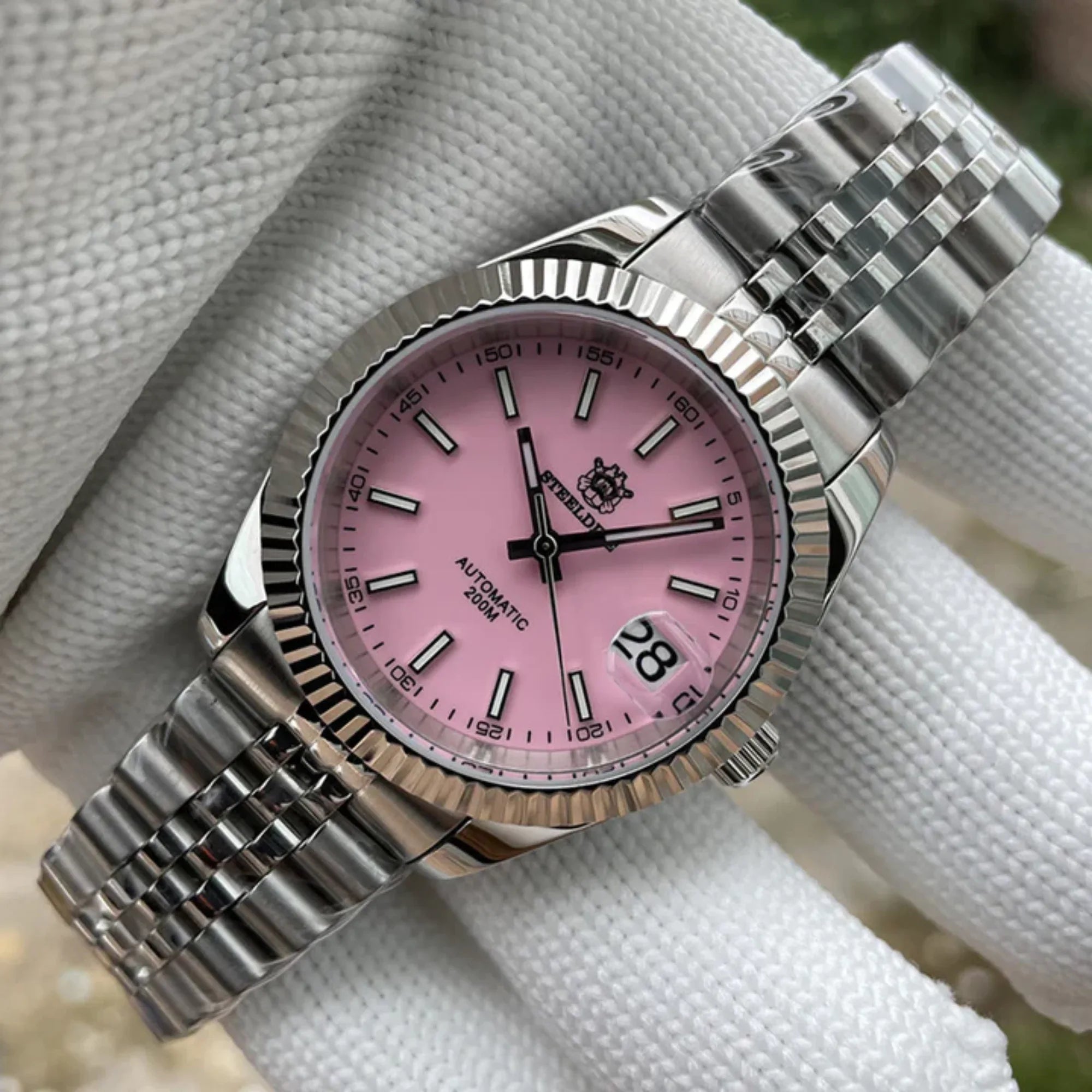 Steeldive SD1933 DJ Homage Men Watches - Fluted Bezel Pink Dial With Jubilee Bracelet - DREAM WATCHES