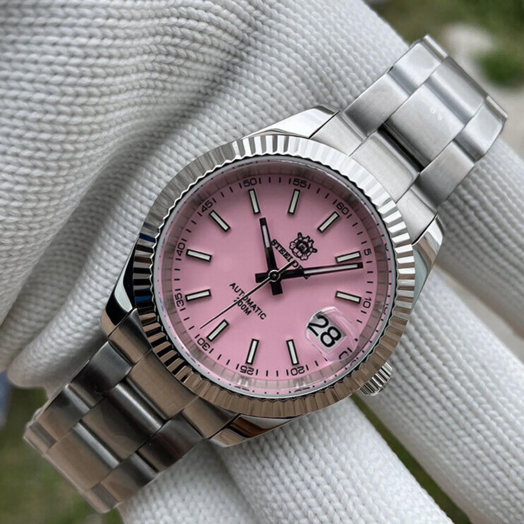 Steeldive SD1933 DJ Homage Men Watches - Pink Dial with Oyster Bracelet - DREAM WATCHES