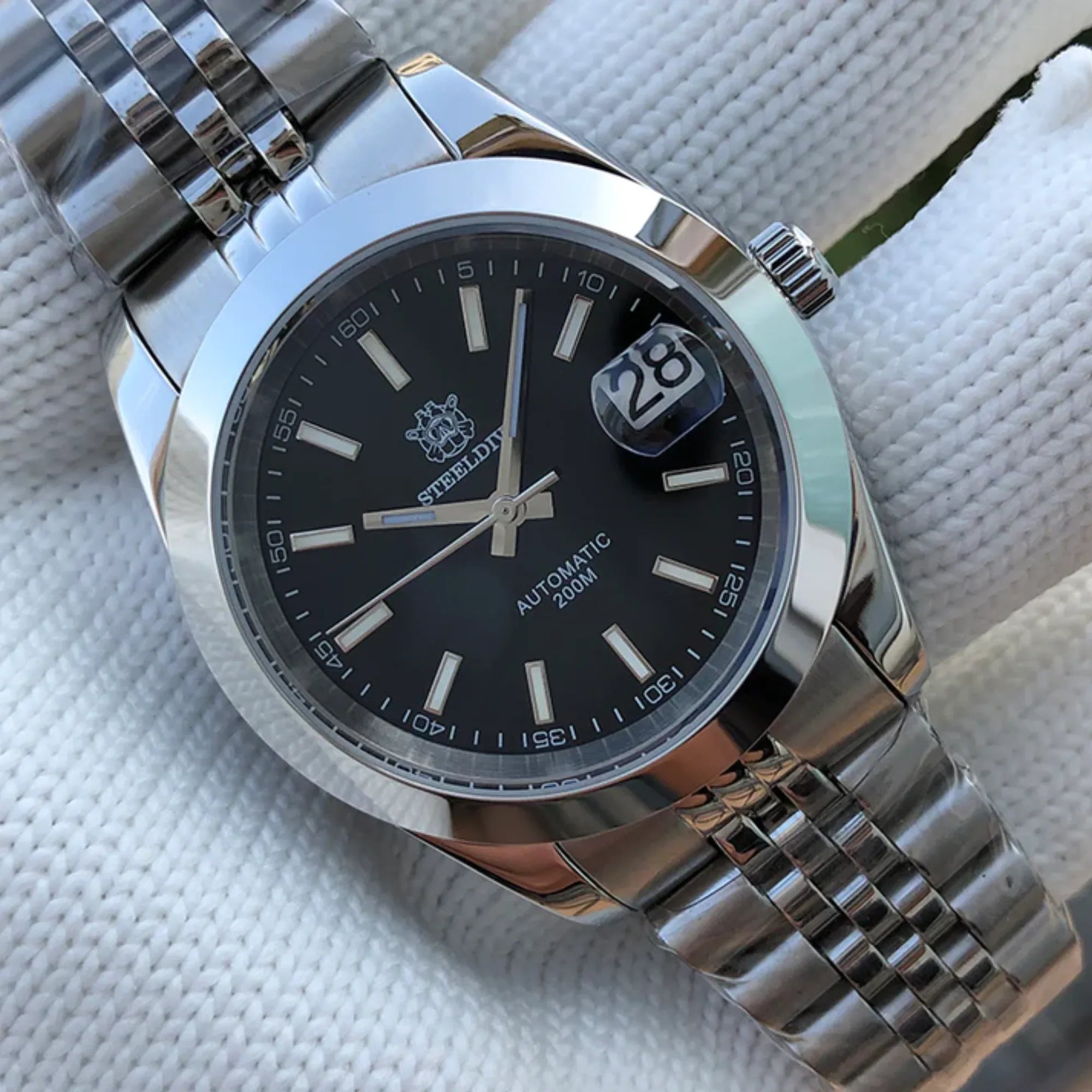 Steeldive SD1934 Vintage Diver Watch - Black Dial With Oyster Bracelet - DREAM WATCHES