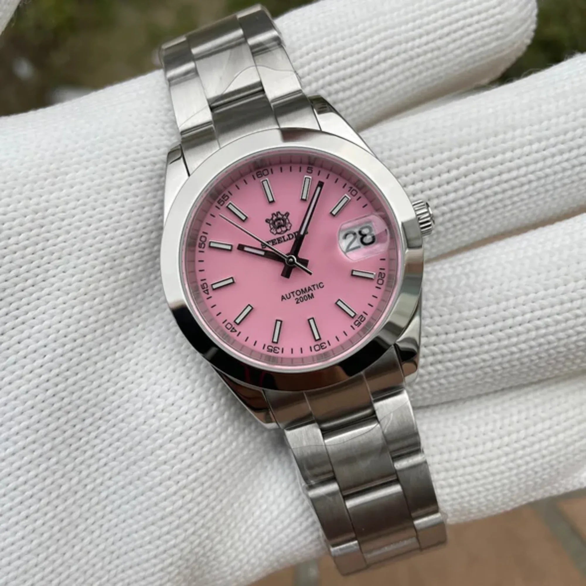 Steeldive SD1934 Vintage Diver Watch - Pink Dial With Oyster Bracelet - DREAM WATCHES