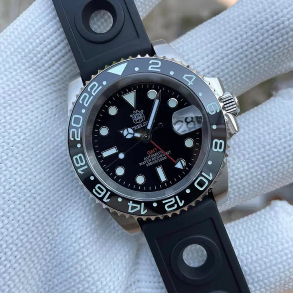 Steeldive SD1993 NH34 GMT Automatic Watch V2 Black Dial With Oyster Bracelet - DREAM WATCHES