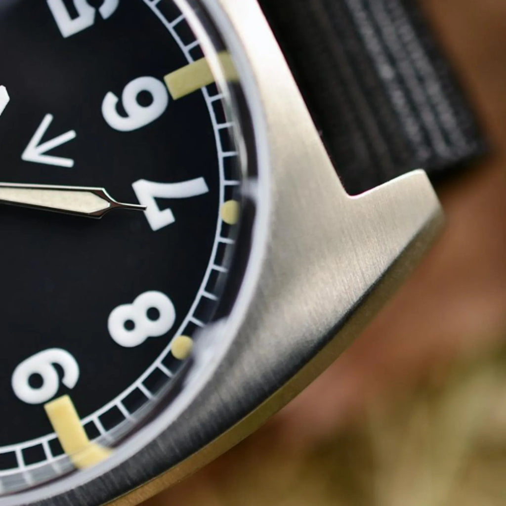 Tonneau W10 Pilot Calendar Military Watch S2001 - DREAM WATCHES