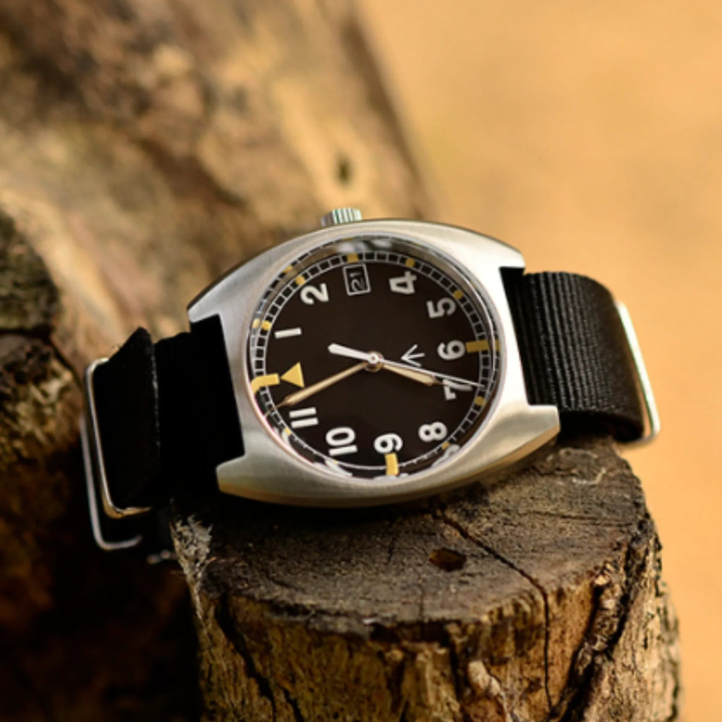 Tonneau W10 Pilot Calendar Military Watch S2001 - DREAM WATCHES