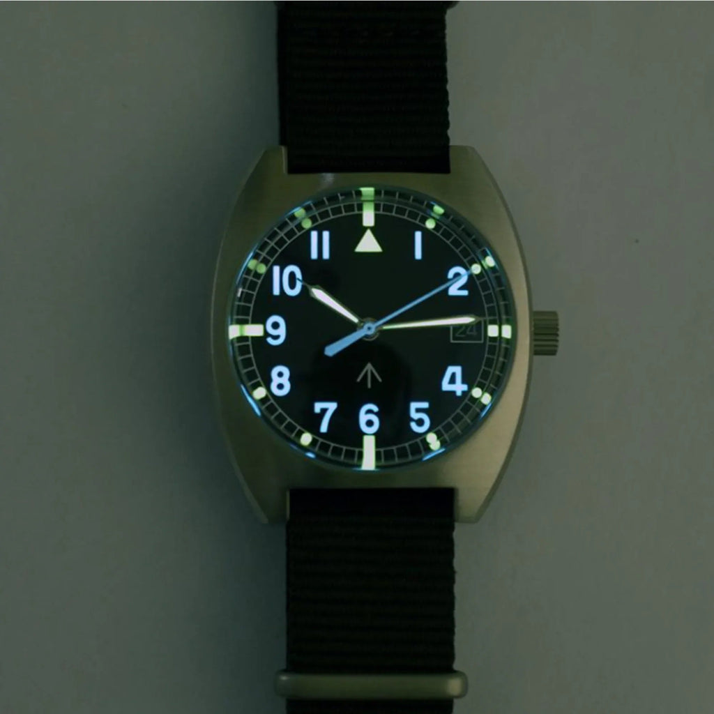 Tonneau W10 Pilot Calendar Military Watch S2001 - DREAM WATCHES