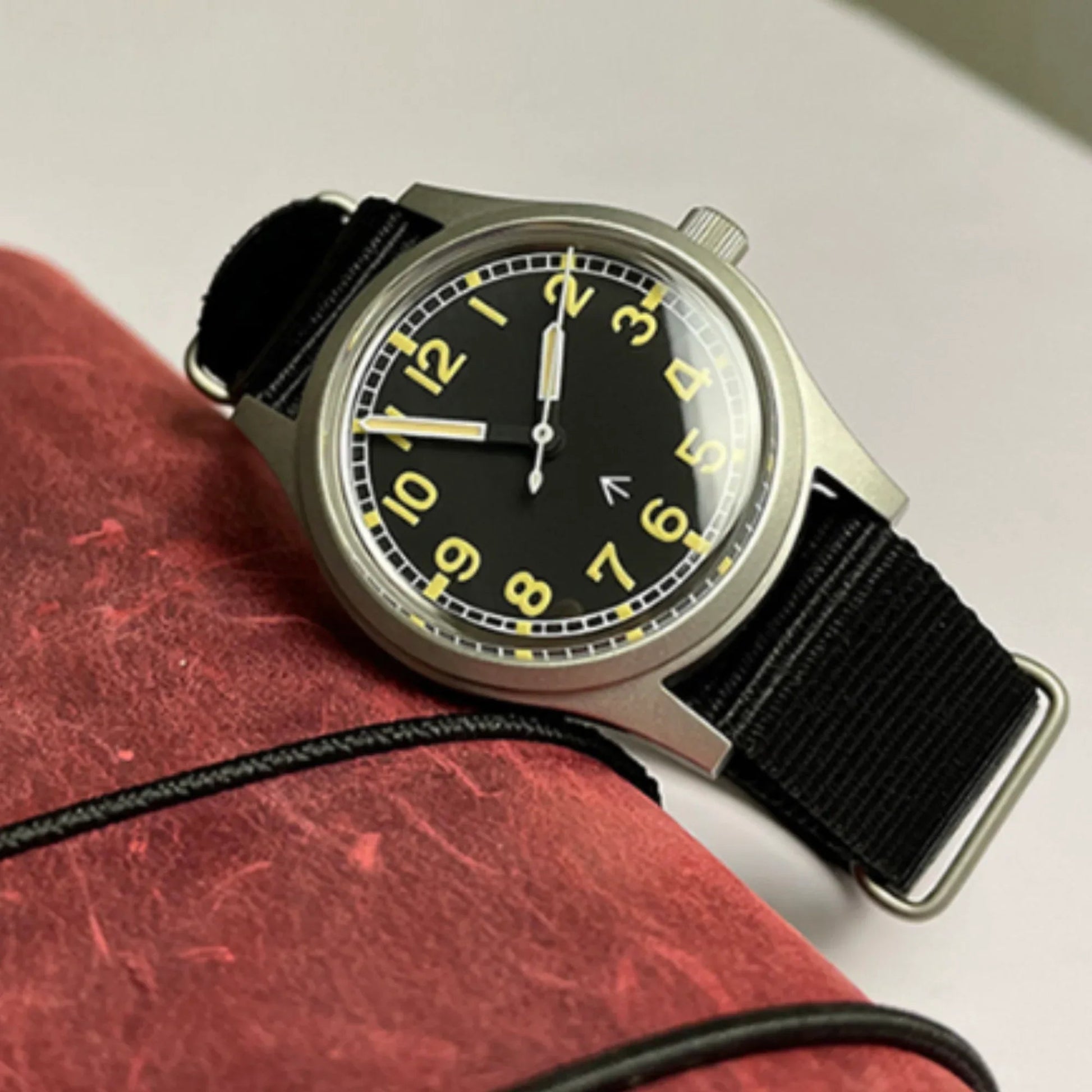 Two-color Luminous 36mm Small Military Watch S2005 - DREAM WATCHES