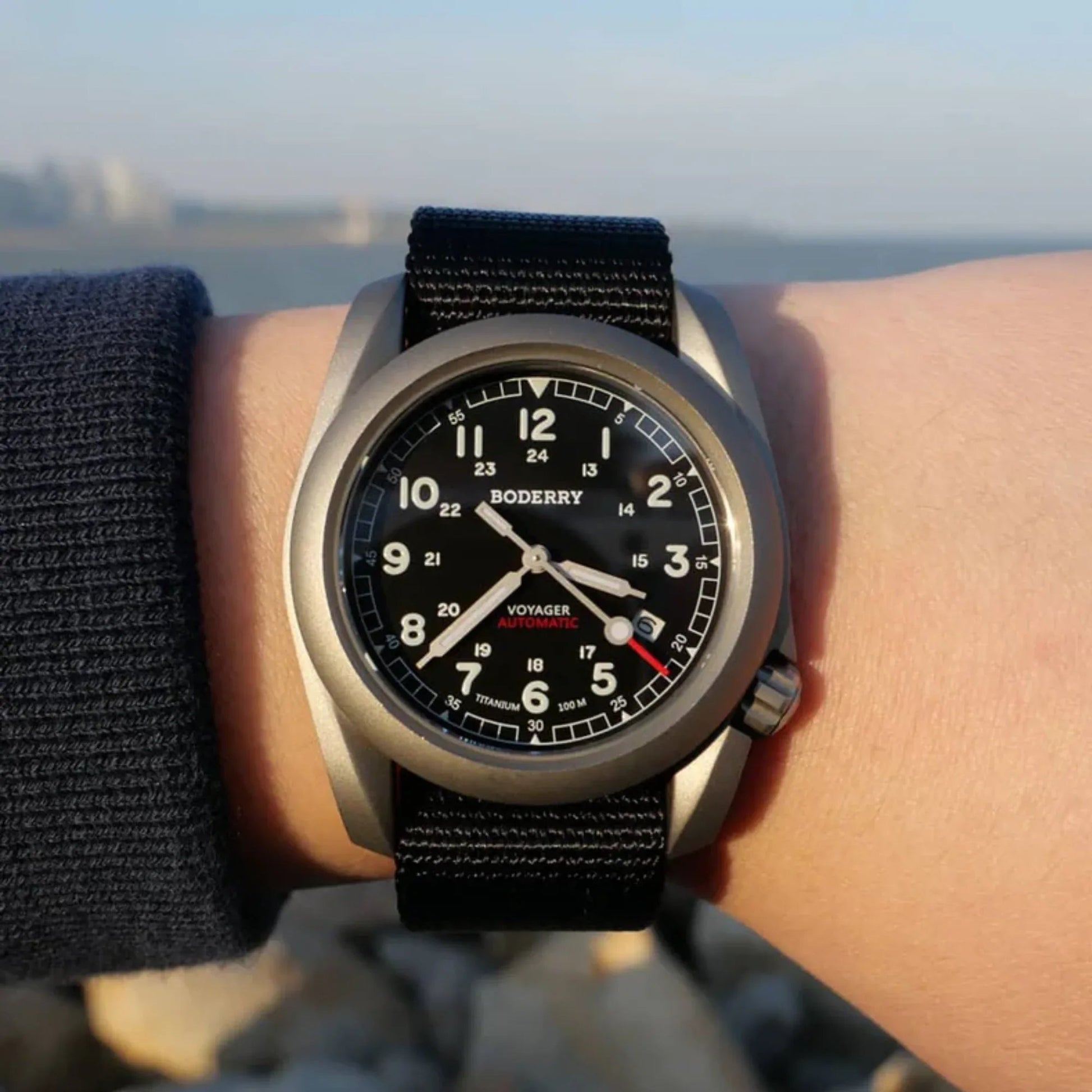 VOYAGER - 100M Waterproof Titanium Automatic Field Watch | Black - DREAM WATCHES