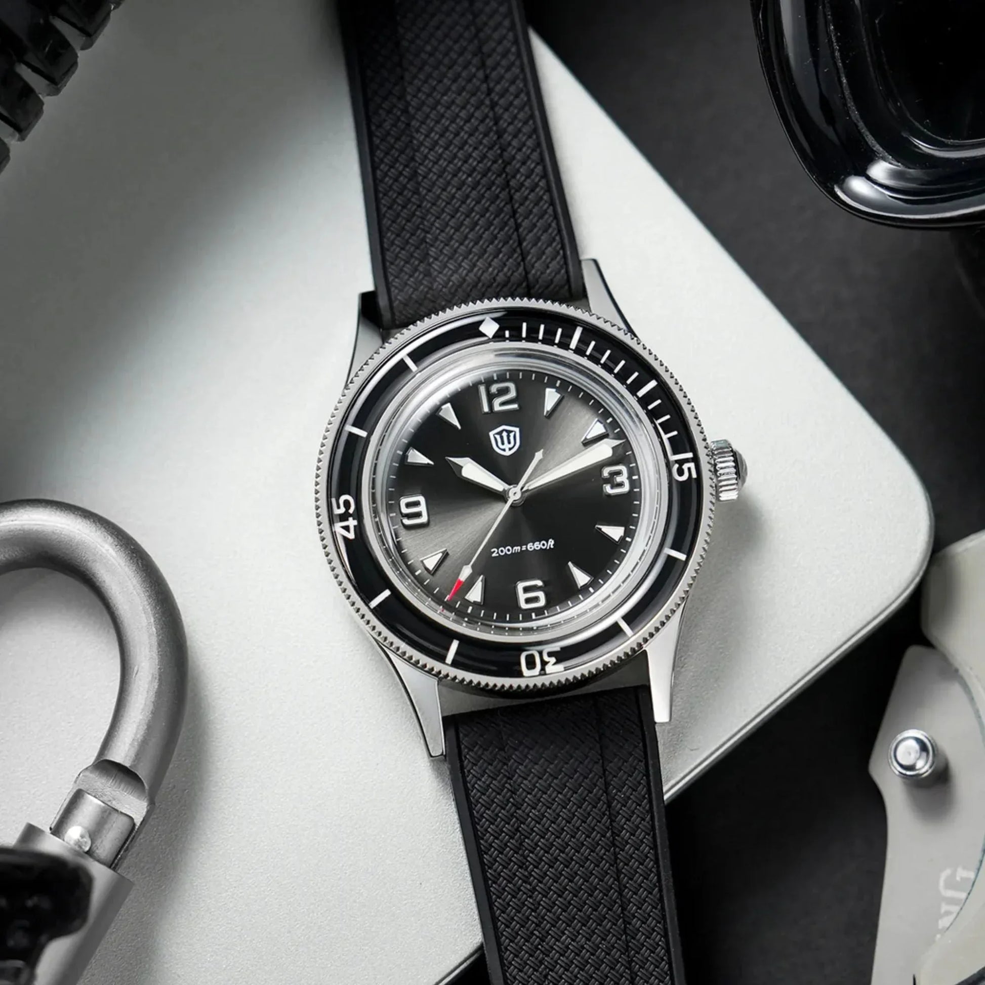 Watchdives WD50Q 50-Fathoms VH31 Dive Watch - DREAM WATCHES